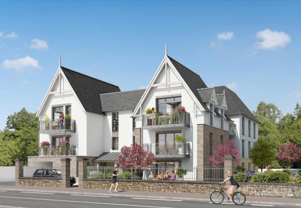 Bella Cruz 66 M2 Prestations Premium, Wifi, Balcon, Parking Avec Borne De Recharge Electrique, Plage Prieure, Commerces Ντινάρ Εξωτερικό φωτογραφία