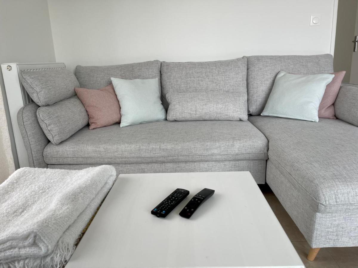 Bella Cruz 66 M2 Prestations Premium, Wifi, Balcon, Parking Avec Borne De Recharge Electrique, Plage Prieure, Commerces Ντινάρ Εξωτερικό φωτογραφία